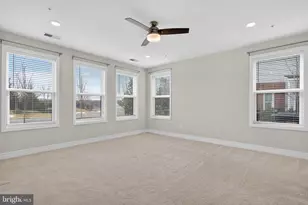 23639 Golden Embers Square, Ashburn, VA 20148 - Photo 32