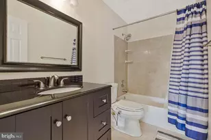 46942 Colby Ct, Sterling, VA 20164 - Photo 38