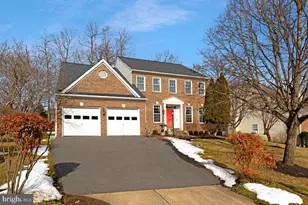 46942 Colby Ct, Sterling, VA 20164 - Photo 2