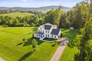 14072 Amys Meadow Ct, Leesburg, VA 20176 - Photo 2