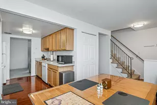 117 W Concord Ct W, Sterling, VA 20164 - Photo 12