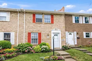 117 W Concord Ct W, Sterling, VA 20164 - Photo 1