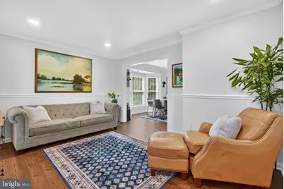 18687 Drummond Place, Leesburg, VA 20176 - Photo 6