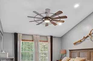 18687 Drummond Pl, Leesburg, VA 20176 - Photo 24