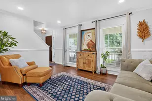 18687 Drummond Pl, Leesburg, VA 20176 - Photo 4