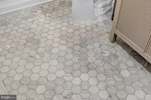 18687 Drummond Pl, Leesburg, VA 20176 - Photo 36