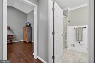 18687 Drummond Pl, Leesburg, VA 20176 - Photo 34