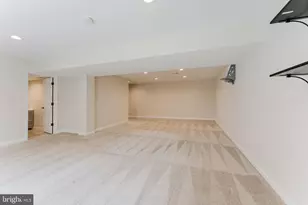 25827 Priesters Pond Dr, Chantilly, VA 20152 - Photo 44