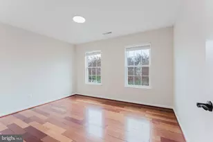 25827 Priesters Pond Dr, Chantilly, VA 20152 - Photo 36