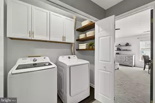 25510 Crossfield Dr, Chantilly, VA 20152 - Photo 54