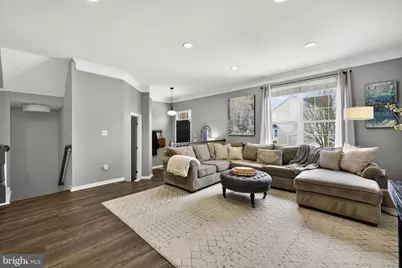 25510 Crossfield Drive, Chantilly, VA 20152 - Photo 20