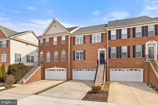 25510 Crossfield Dr, Chantilly, VA 20152 - Photo 8