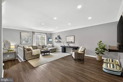 25510 Crossfield Drive, Chantilly, VA 20152 - Photo 16