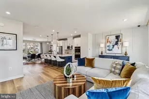 205 Chianti Ter SE, Leesburg, VA 20175 - Photo 10