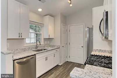 20585 Triple Crown Court, Ashburn, VA 20147 - Photo 14