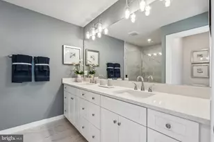 201 Chianti Ter SE, Leesburg, VA 20175 - Photo 18