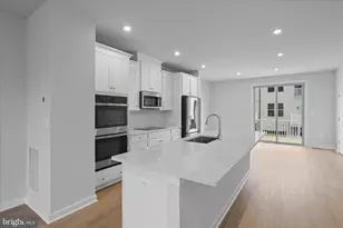 208 Chianti Ter SE, Leesburg, VA 20175 - Photo 10