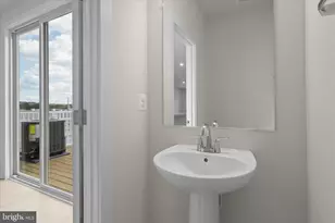 208 Chianti Ter SE, Leesburg, VA 20175 - Photo 12