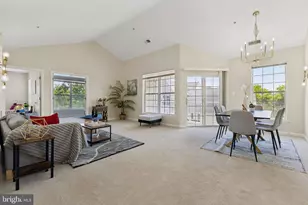 25340 Lake Mist, Chantilly, VA 20152 - Photo 1
