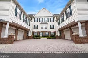 25340 Lake Mist, Chantilly, VA 20152 - Photo 2