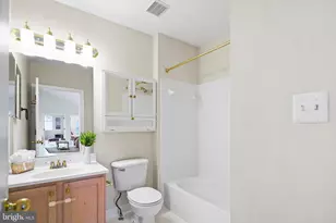 25340 Lake Mist, Chantilly, VA 20152 - Photo 16