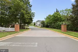 25340 Lake Mist, Chantilly, VA 20152 - Photo 24