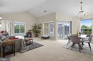 25340 Lake Mist, Chantilly, VA 20152 - Photo 4
