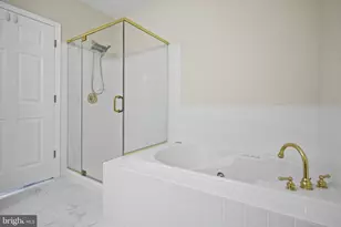 25340 Lake Mist, Chantilly, VA 20152 - Photo 20