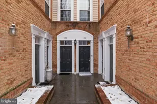 20385 Belmont Park Terrace, Ashburn, VA 20147 - Photo 6