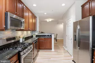 20385 Belmont Park Terrace, Ashburn, VA 20147 - Photo 18