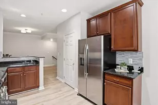 20385 Belmont Park Terrace, Ashburn, VA 20147 - Photo 18