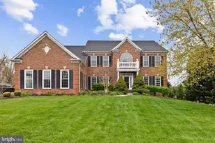 42602 Suny Bay Ct, Chantilly, VA 20152 - Photo 2