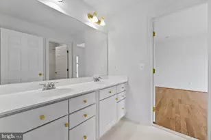 42602 Suny Bay Ct, Chantilly, VA 20152 - Photo 32