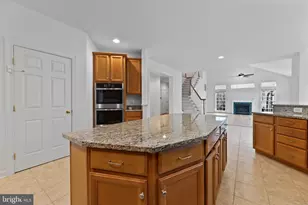 42602 Suny Bay Ct, Chantilly, VA 20152 - Photo 18