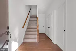 22554 Cambridgeport Square, Ashburn, VA 20148 - Photo 2