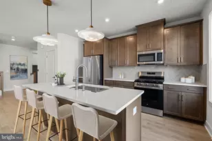 43298 Farringdon Sq, Broadlands, VA 20148 - Photo 2