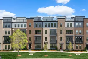 43298 Farringdon Sq, Broadlands, VA 20148 - Photo 1