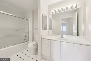19375 Cypress Ridge Terrace, Leesburg, VA 20176 - Photo 20