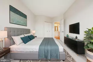 19375 Cypress Ridge Terrace, Leesburg, VA 20176 - Photo 18