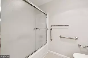 19375 Cypress Ridge Terrace, Leesburg, VA 20176 - Photo 16