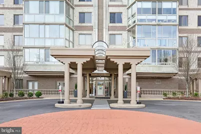 19375 Cypress Ridge Terrace #1111, Leesburg, VA 20176 - Photo 4