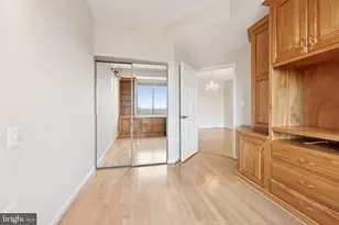 19375 Cypress Ridge Terrace, Leesburg, VA 20176 - Photo 20