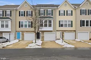 23142 Blackthorn Square, Sterling, VA 20166 - Photo 1