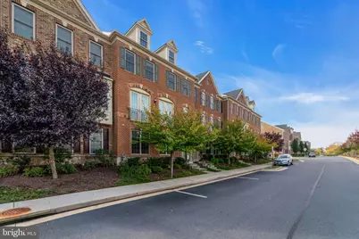 43157 Clarendon Square, Ashburn, VA 20148 - Photo 4