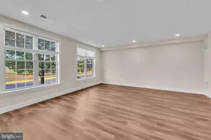 43157 Clarendon Sq, Ashburn, VA 20148 - Photo 10