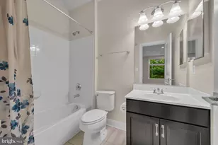 43157 Clarendon Sq, Ashburn, VA 20148 - Photo 12