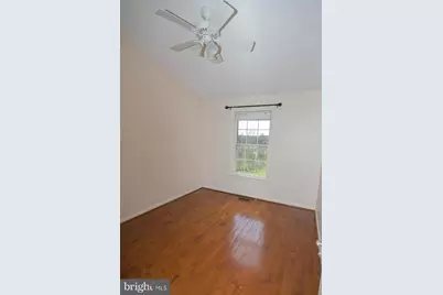 419 Davis Avenue SW, Leesburg, VA 20175 - Photo 16