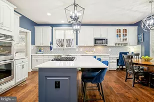 22833 Highcrest Circle, Brambleton, VA 20148 - Photo 2