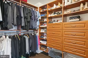 22833 Highcrest Circle, Brambleton, VA 20148 - Photo 36