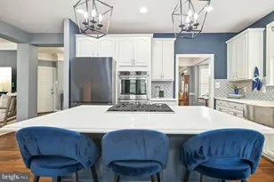 22833 Highcrest Circle, Brambleton, VA 20148 - Photo 4